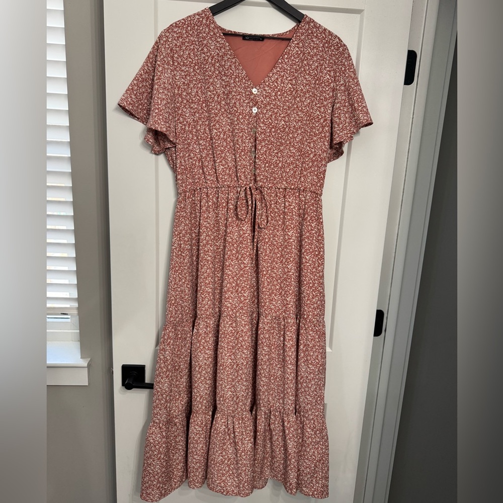 Woman’s Floral V-Neck Dress Size XL